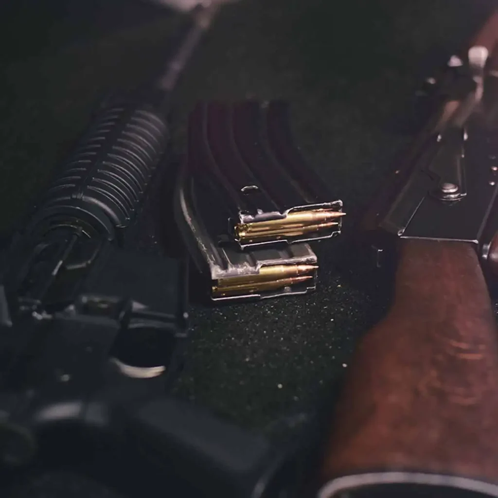 Boedapest Schietbaan AK47 en M4 met magazijn foto